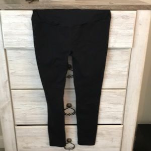 Isabel Target maternity leggings NWOT
